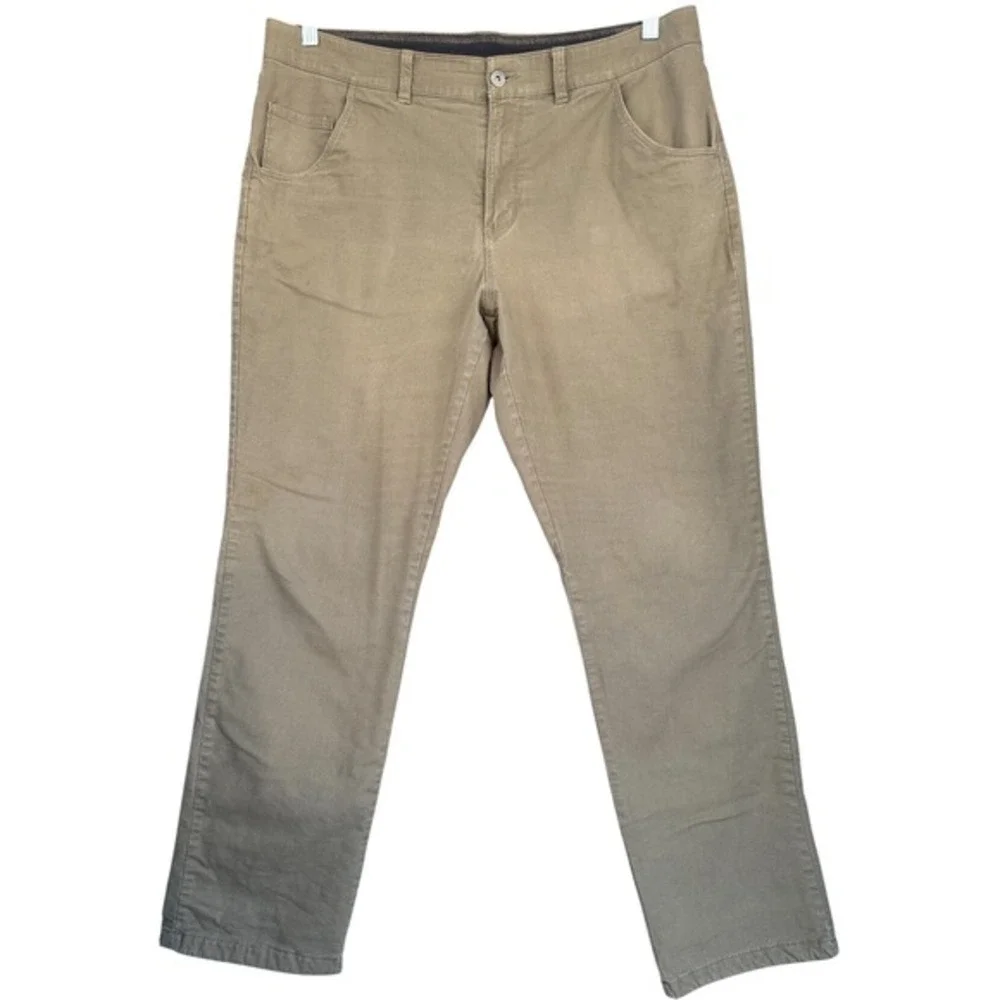 Columbia Active Fit Men's Khaki Straight Leg Casual Pants‎ Size 34W 32L
